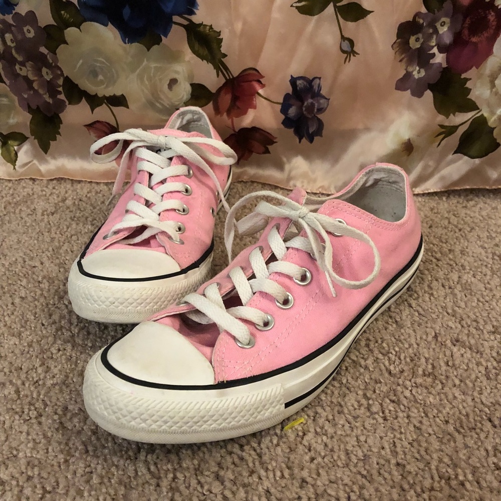 Pink Converse All-Star Low Tops